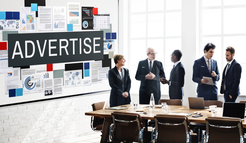 Advantages and Disadvantages of Advertising
